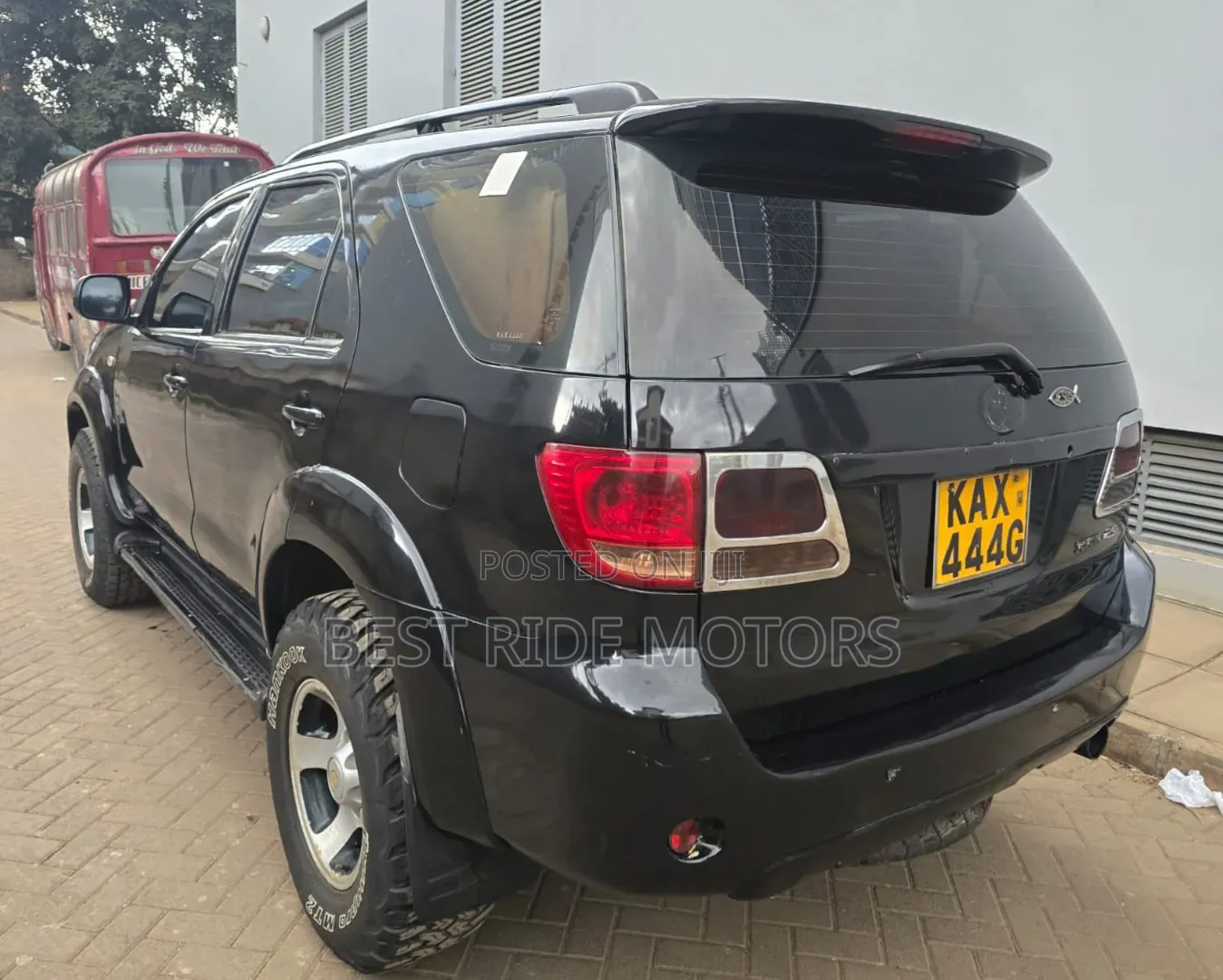 Toyota Fortuner 2.5 D AWD 2006 Black