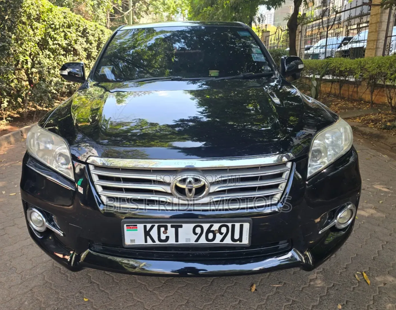 Toyota Vanguard 2012 Black