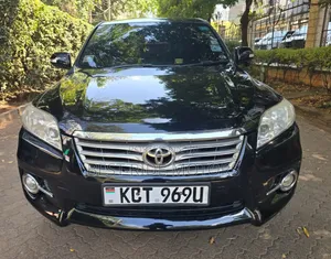 Toyota Vanguard 2012 Black