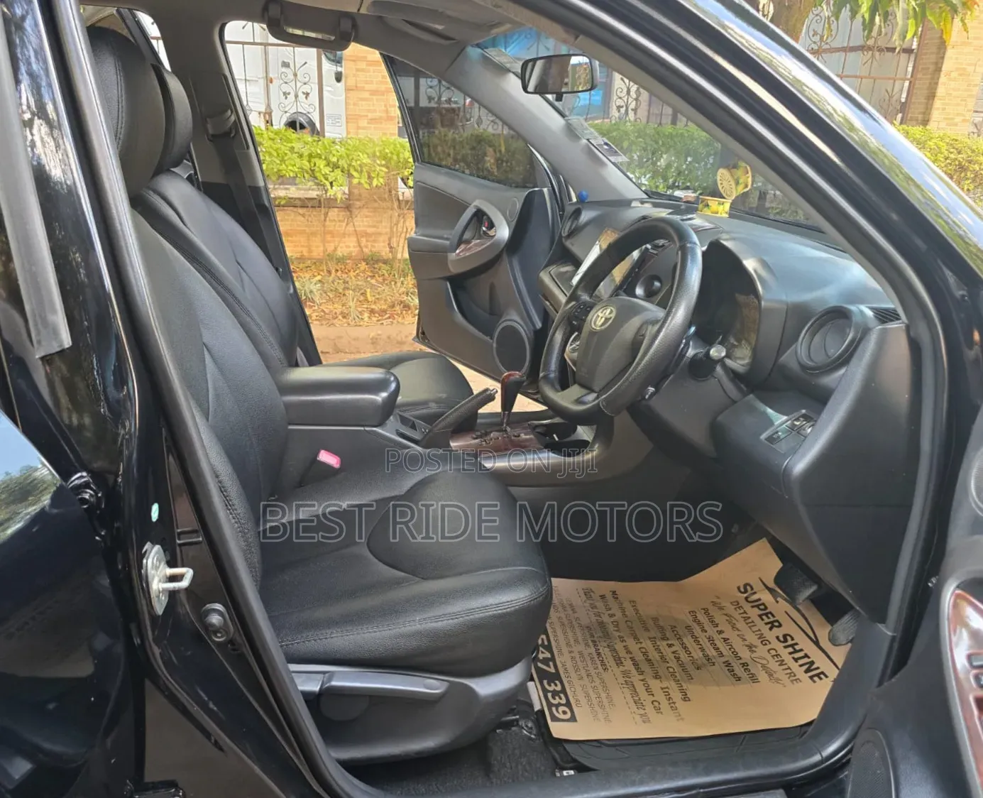 Toyota Vanguard 2012 Black
