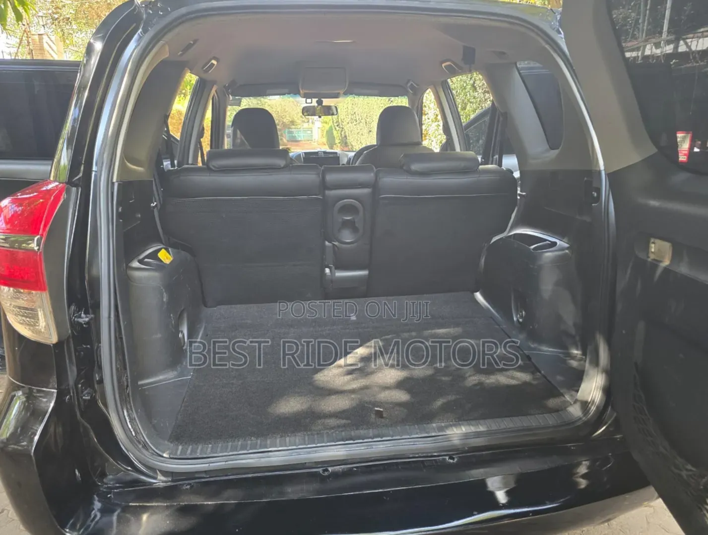 Toyota Vanguard 2012 Black