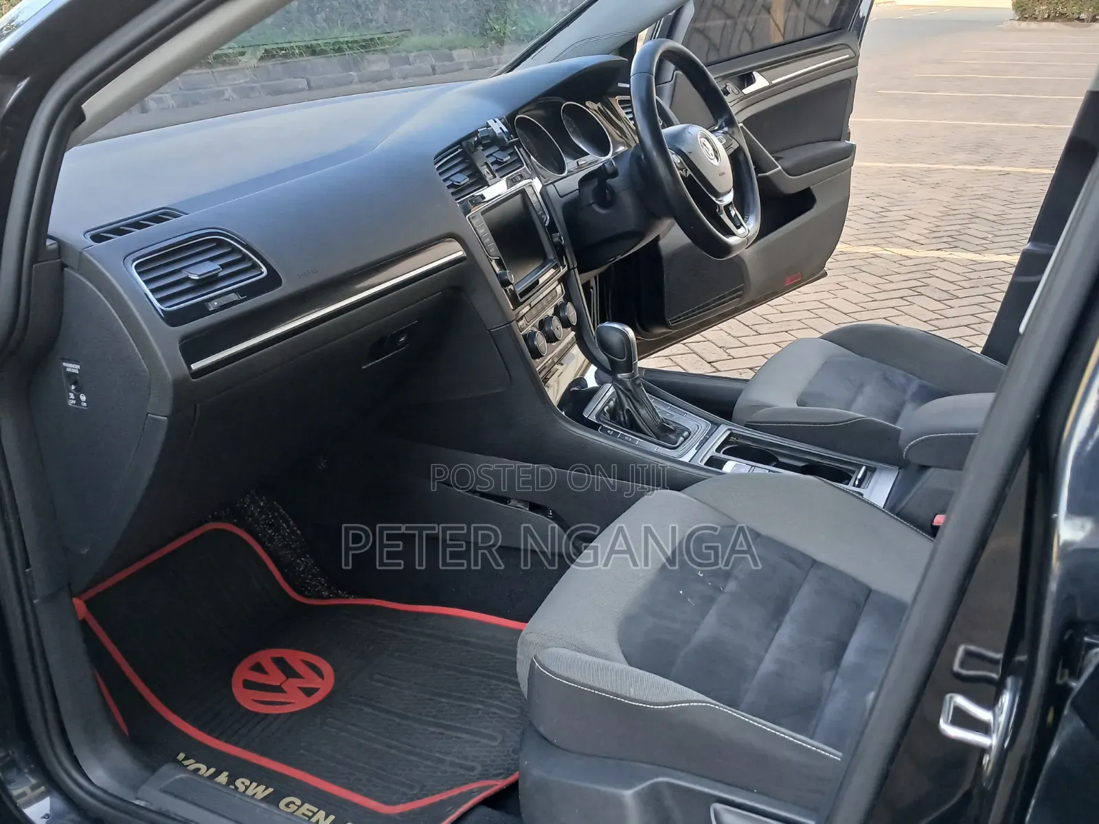 Volkswagen Golf 2016 Black