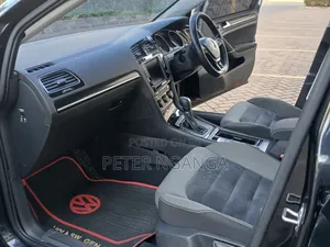 Volkswagen Golf 2016 Black