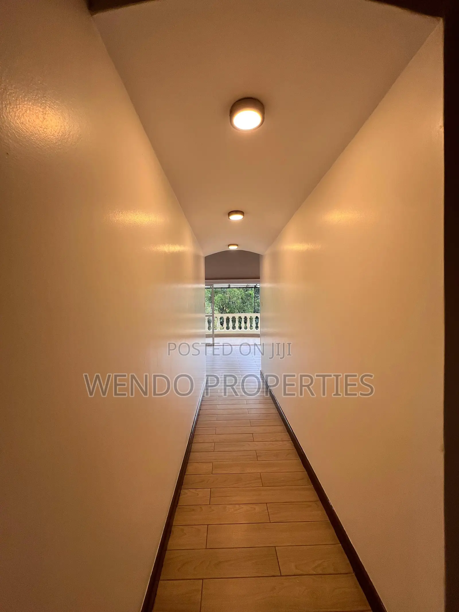 2bdrm Penthouse in Nyari for rent