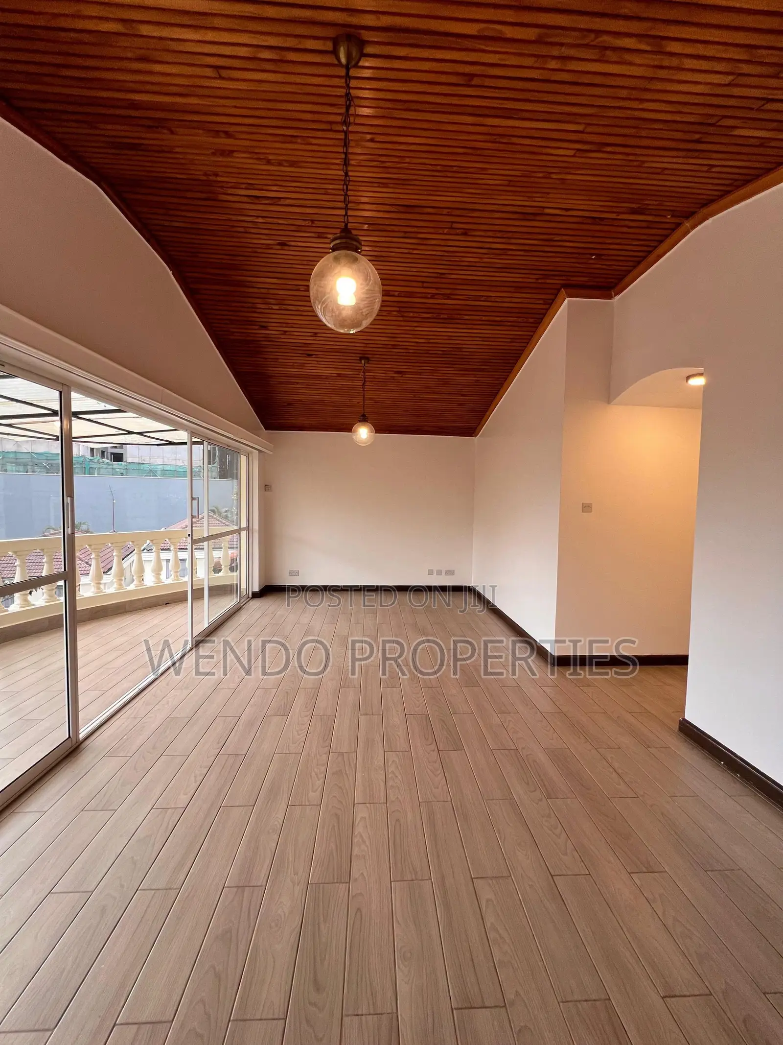 2bdrm Penthouse in Nyari for rent