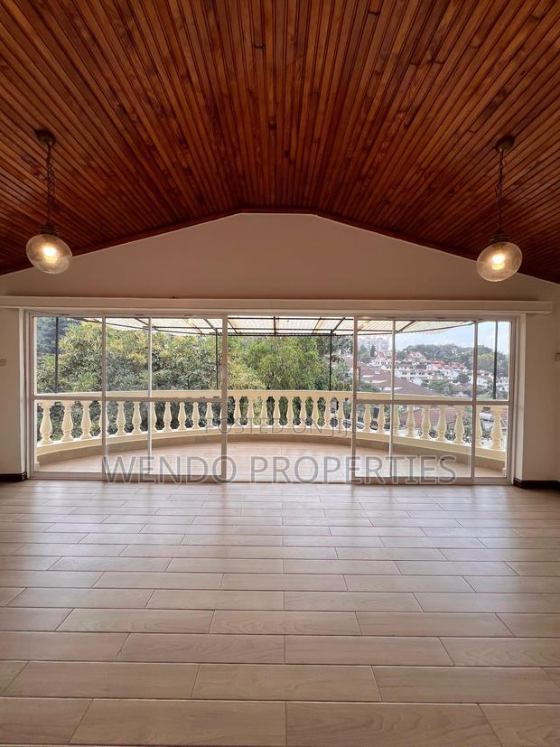 2bdrm Penthouse in Nyari for rent - thumbnail 11