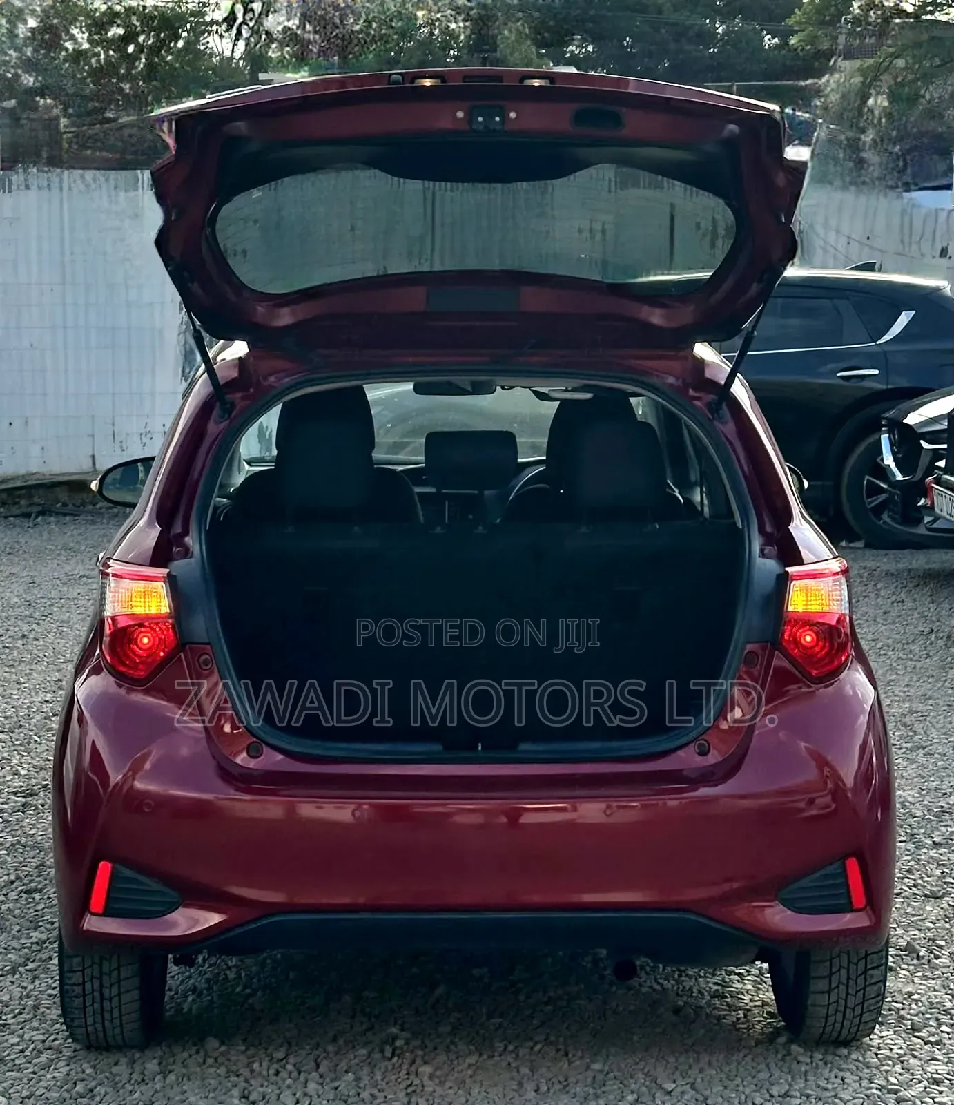 Toyota Vitz 1.3 FWD 5dr 2019 Maroon