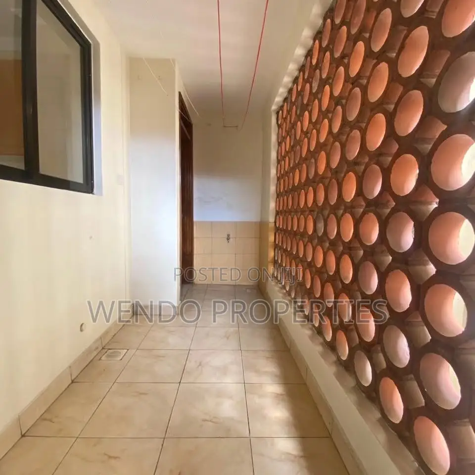 3bdrm Apartment in Muthangari for rent