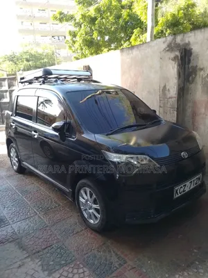 Toyota Spade 2012 Black