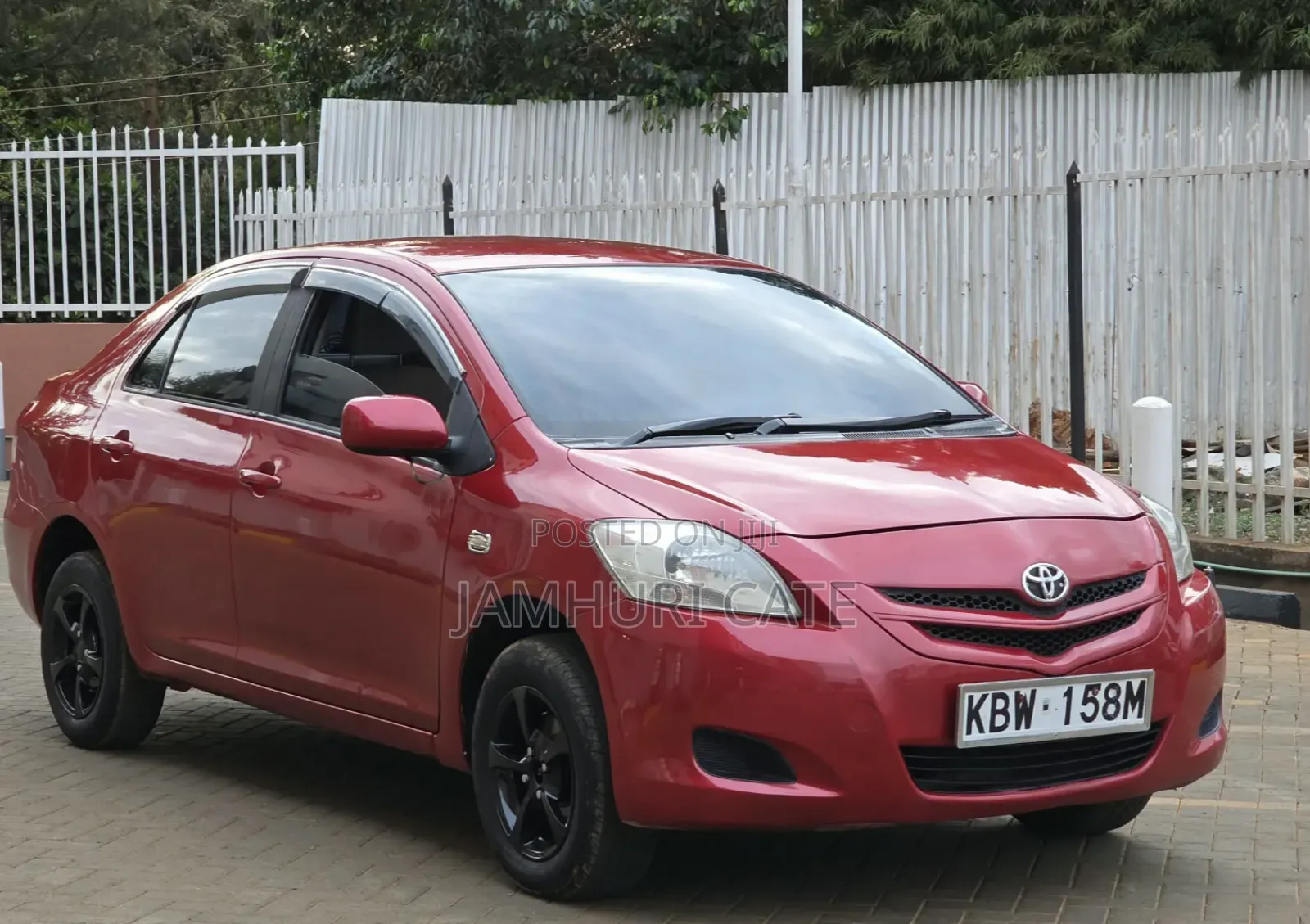 Toyota Belta 2007 Maroon