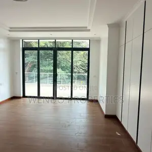 5bdrm House in Riverside Drive for rent