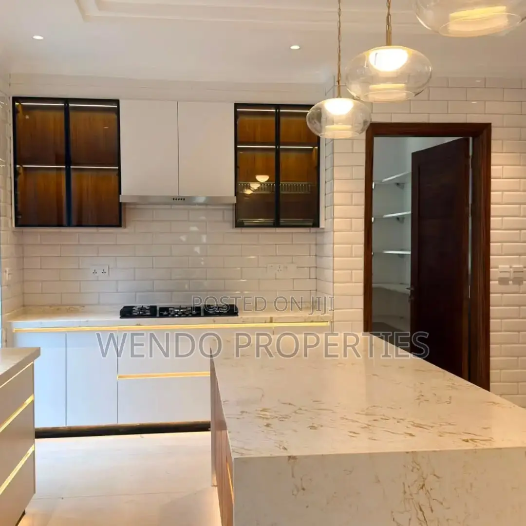 5bdrm House in Riverside Drive for rent