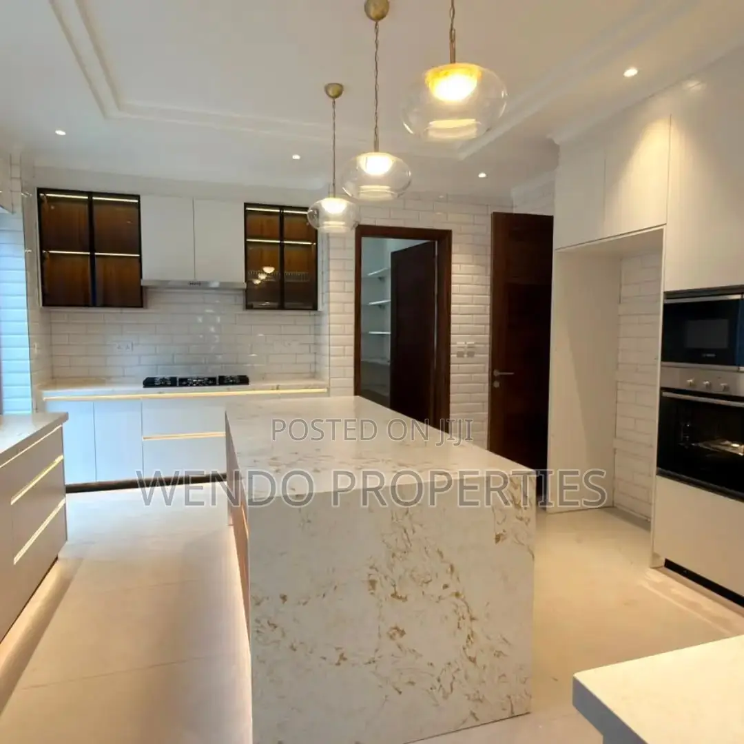 5bdrm House in Riverside Drive for rent