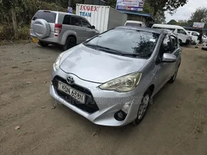 Toyota Aqua 2016 Silver