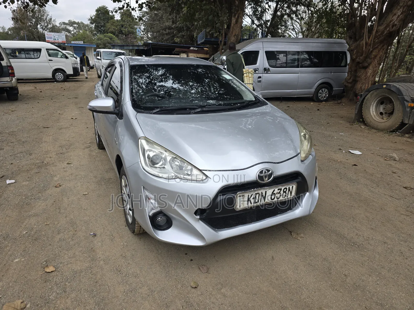Toyota Aqua 2016 Silver