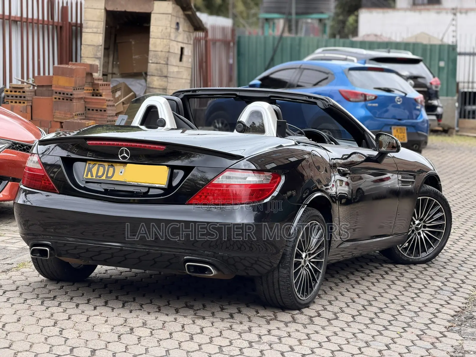 Mercedes-Benz SLK-Class SLK250 2dr Convertible (1.8L 4cyl Turbo 7A)