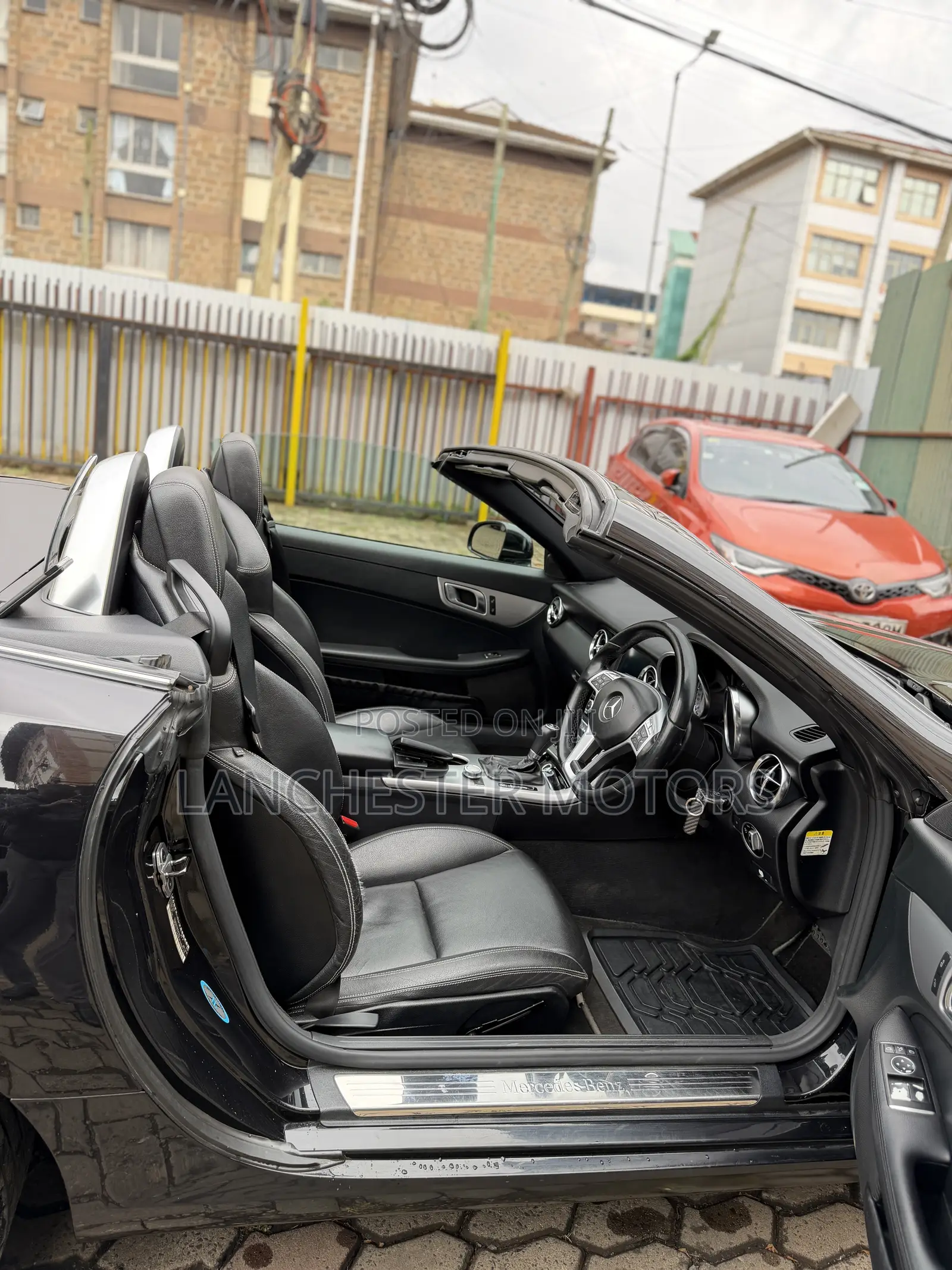 Mercedes-Benz SLK-Class SLK250 2dr Convertible (1.8L 4cyl Turbo 7A)