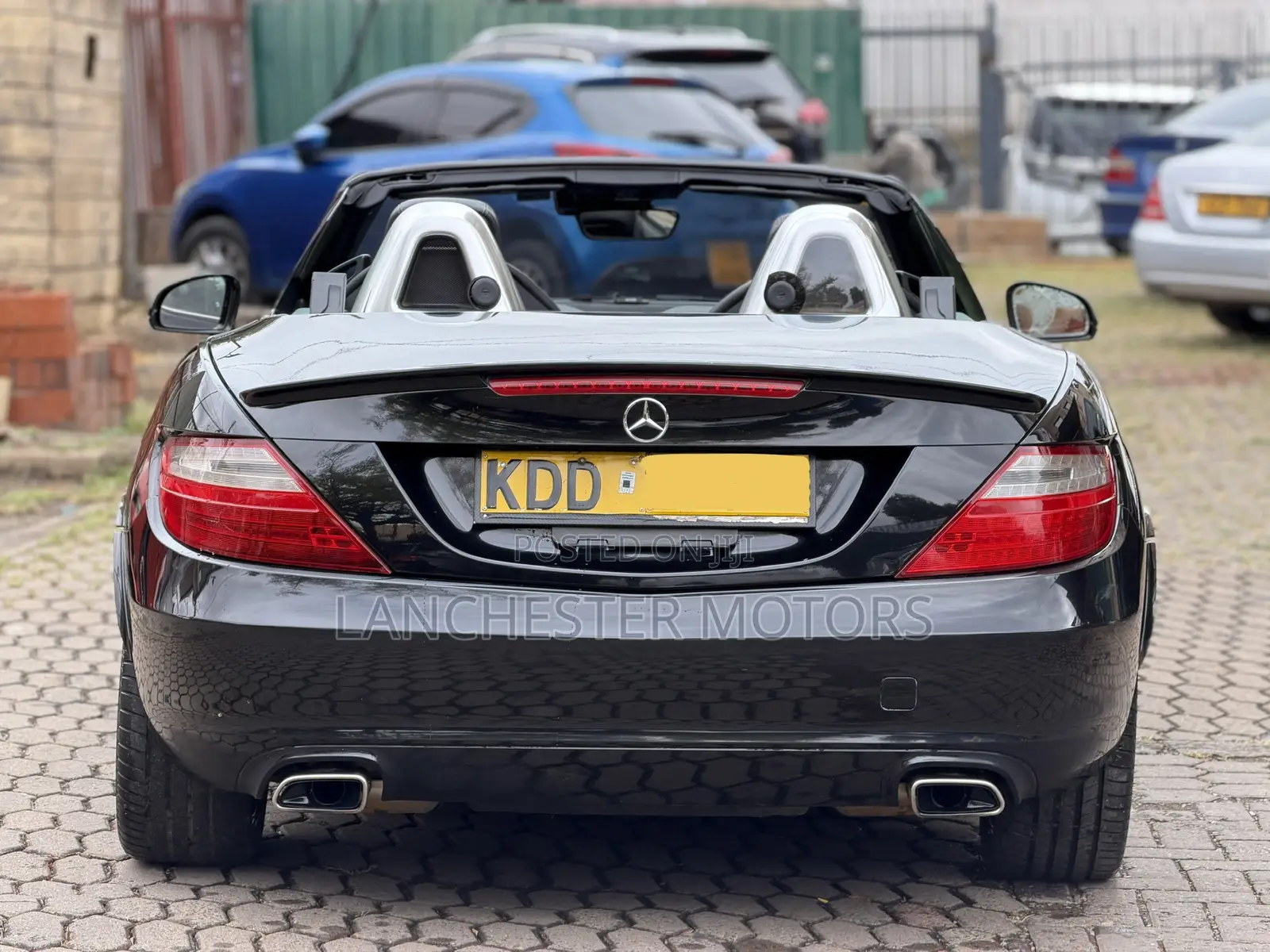 Mercedes-Benz SLK-Class SLK250 2dr Convertible (1.8L 4cyl Turbo 7A)