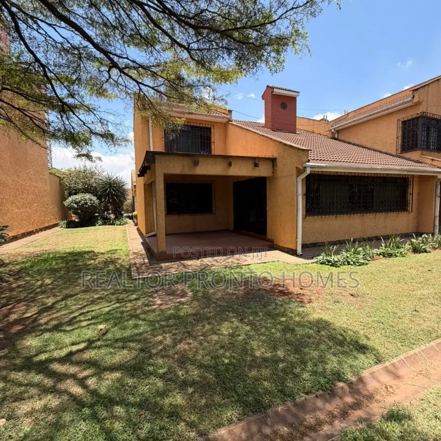 5bdrm Townhouse/Terrace in Lavington, Valley Arcade for sale
