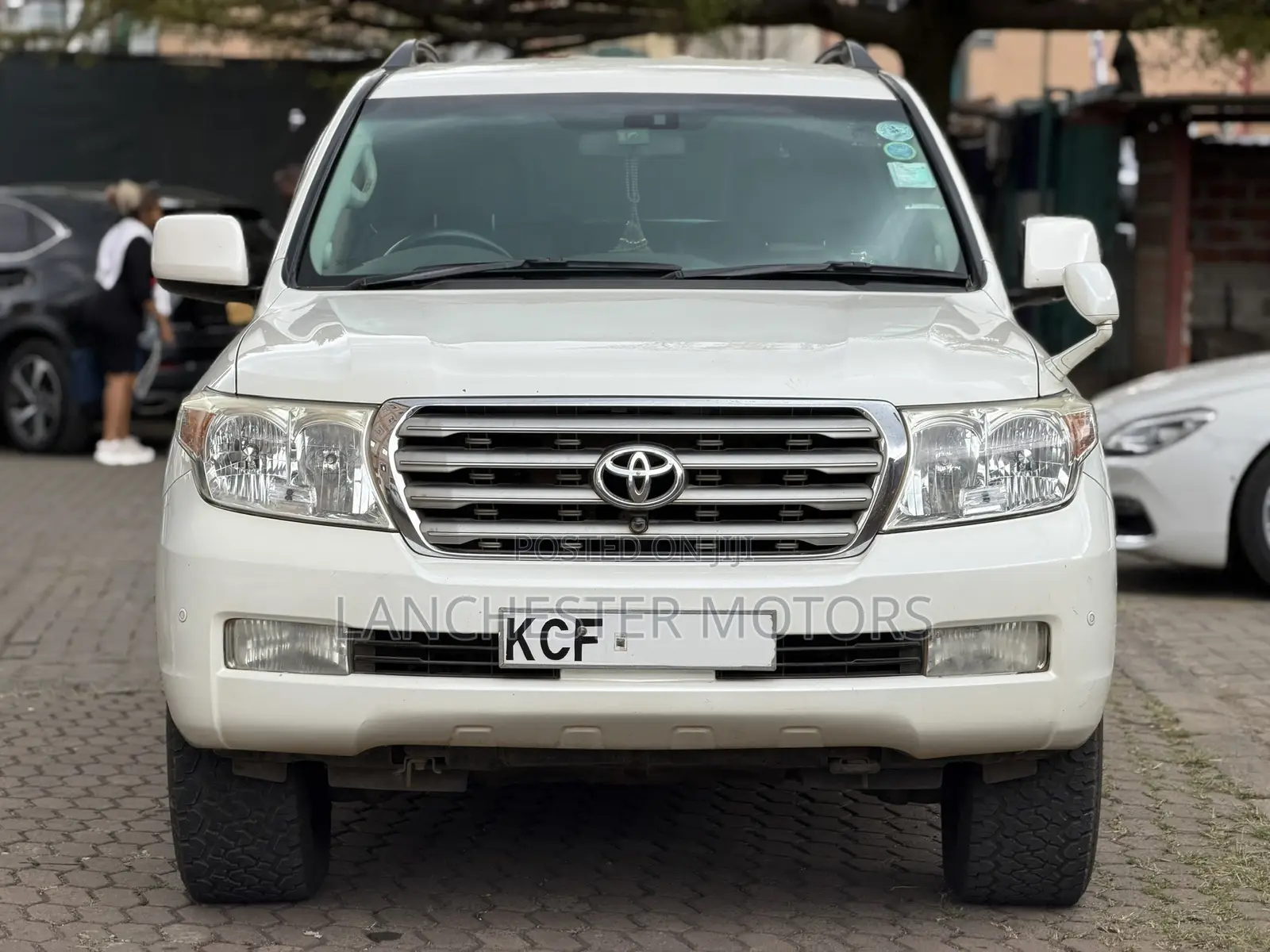 Toyota Land Cruiser 2008 White