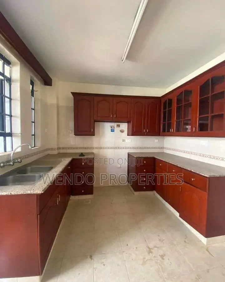 3bdrm Apartment in Muthangari for rent