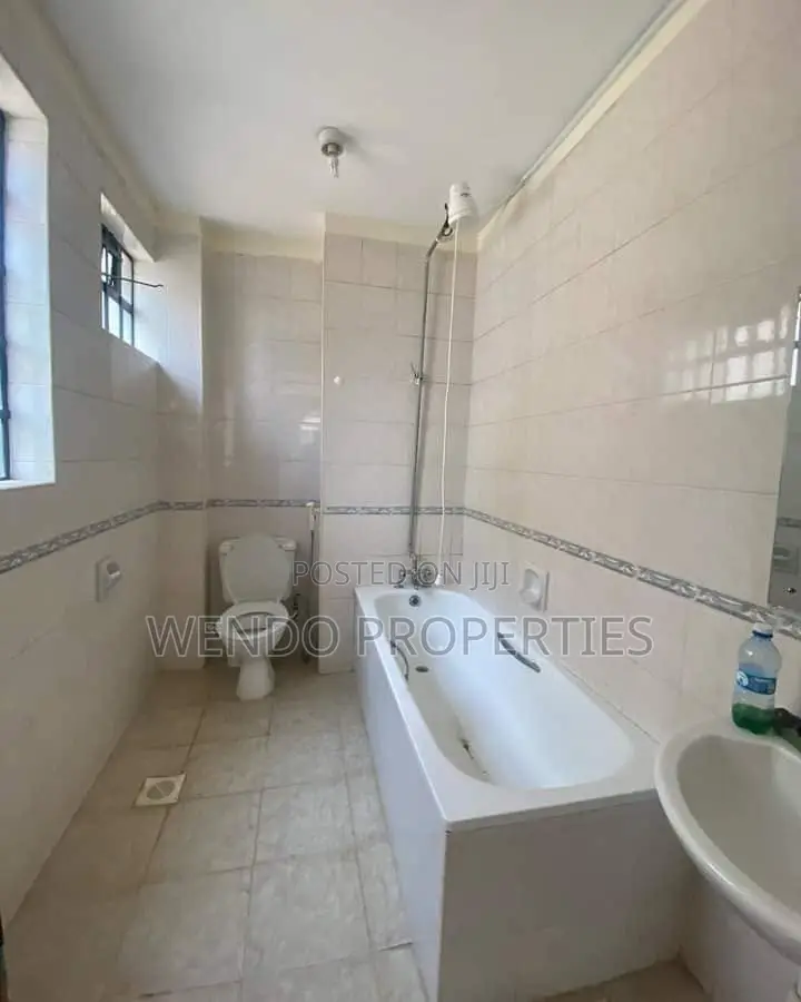 3bdrm Apartment in Muthangari for rent