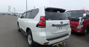 Toyota Land Cruiser Prado 2019 White