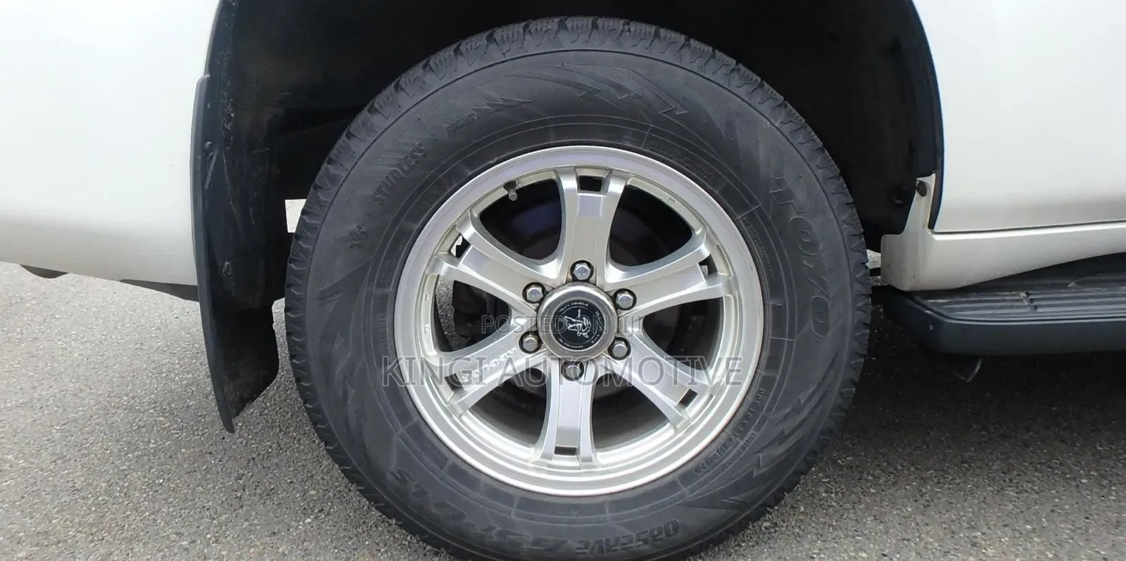 Toyota Land Cruiser Prado 2019 White