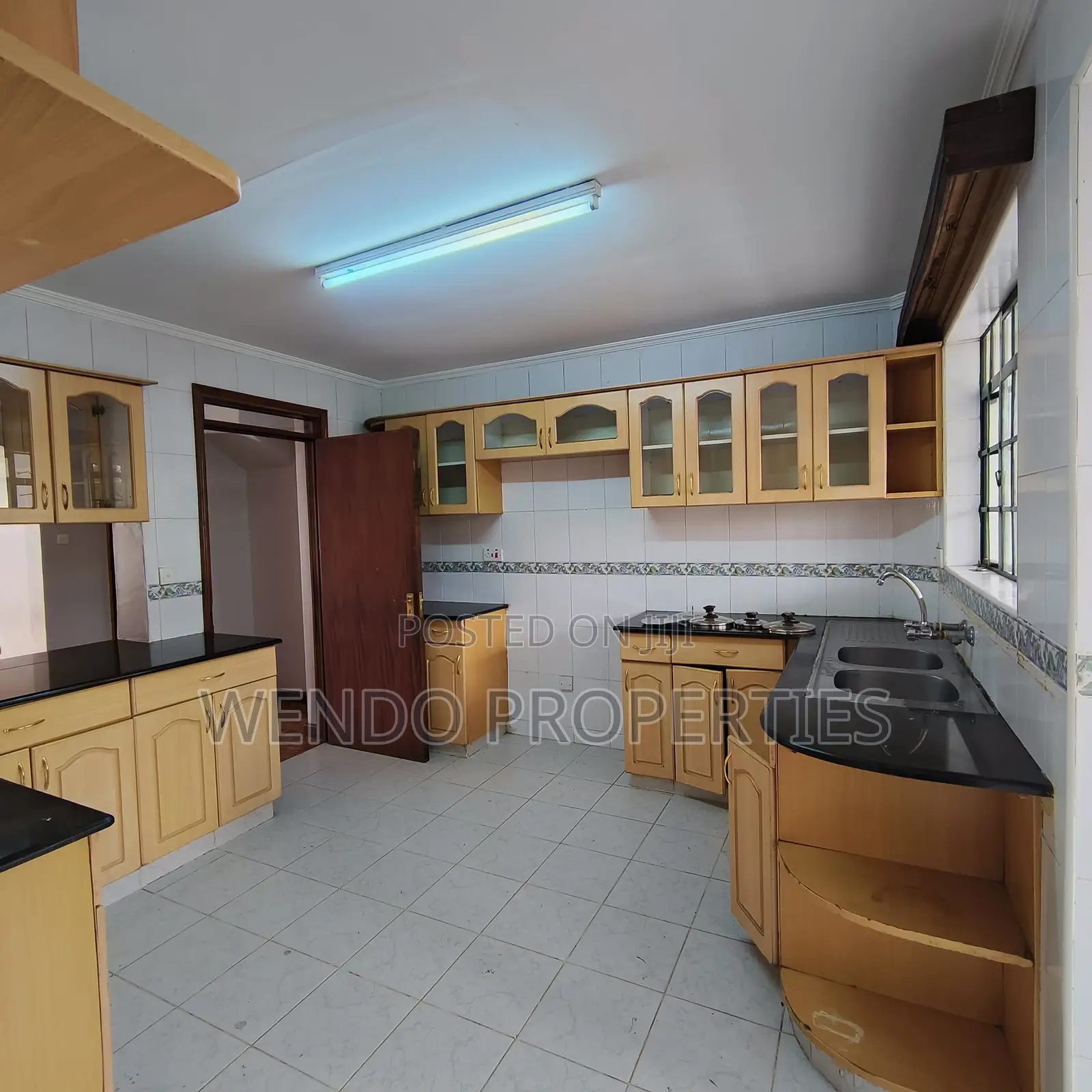 4bdrm Duplex in Maziwa for rent