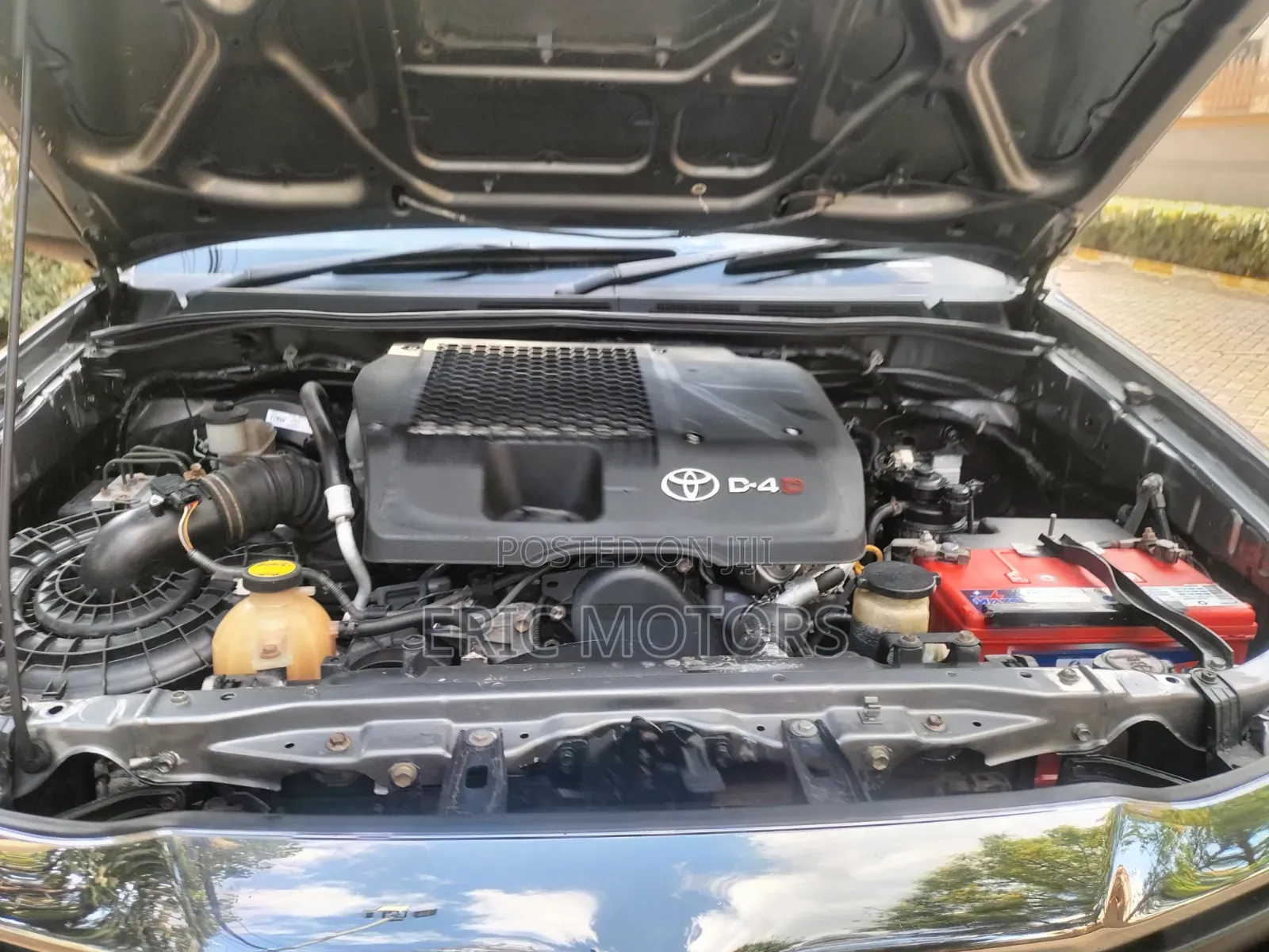Toyota Hilux 2012 Gray