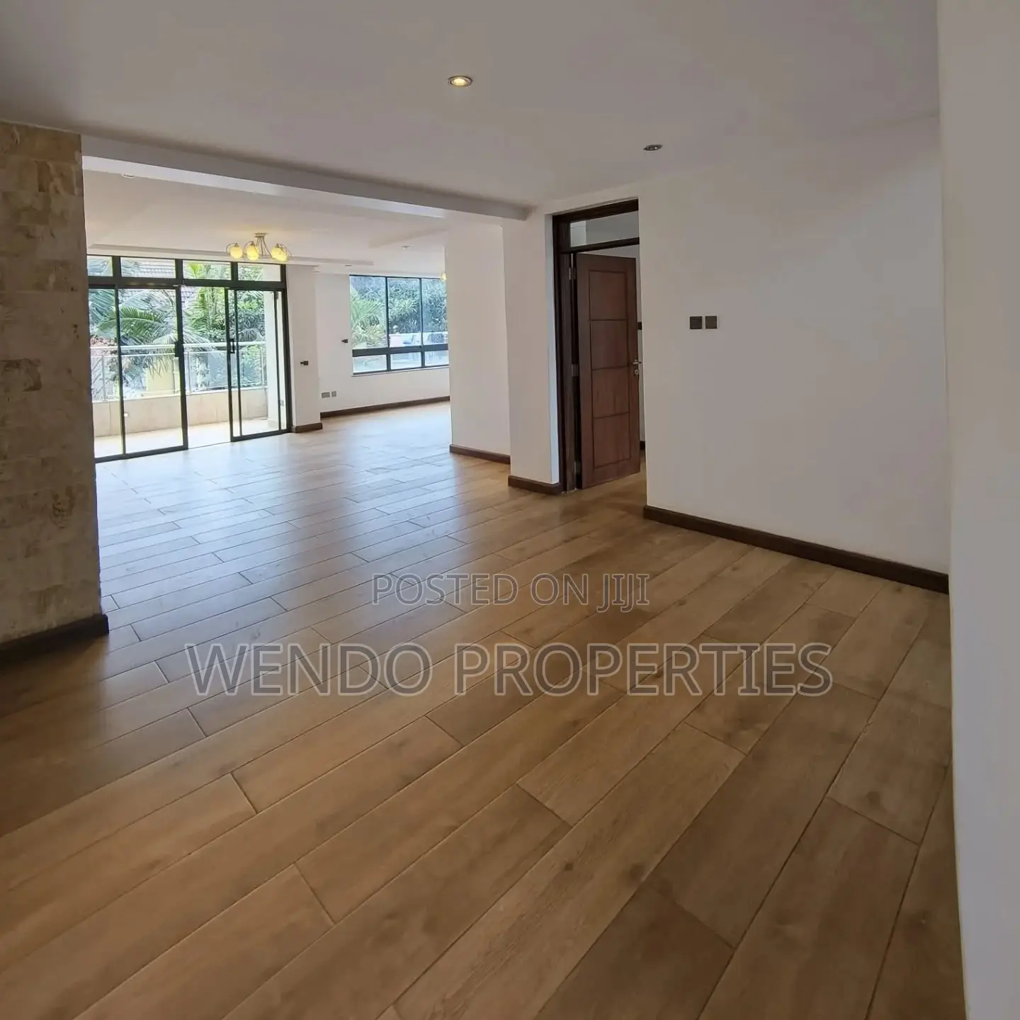 5bdrm House in Riverside Drive for rent