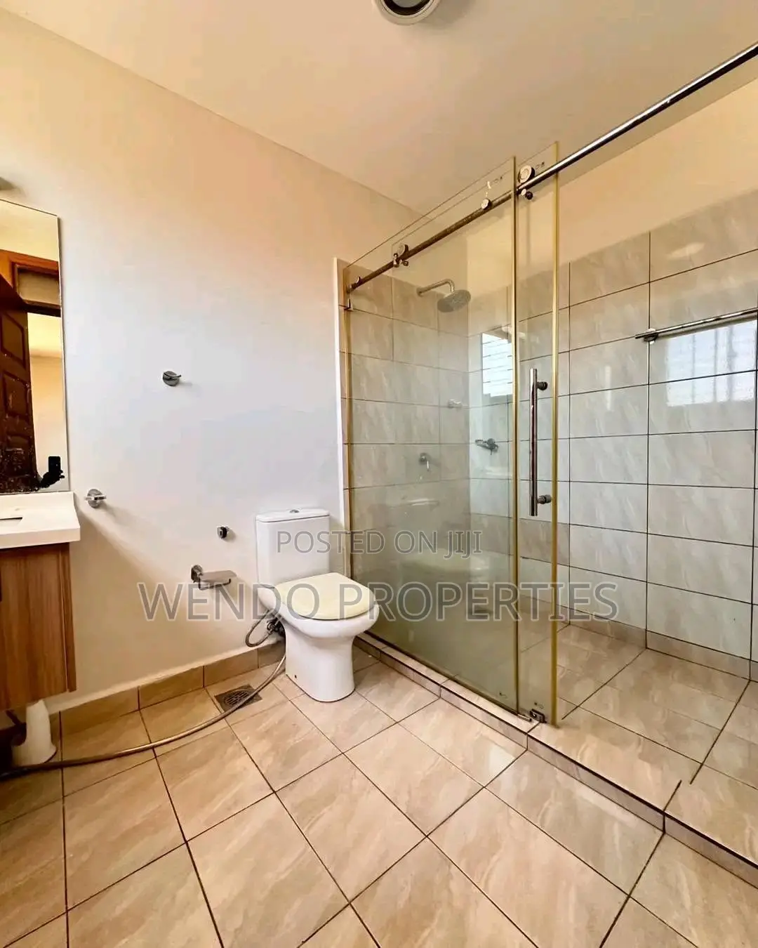 5bdrm Townhouse / Terrace in Muthangari for rent