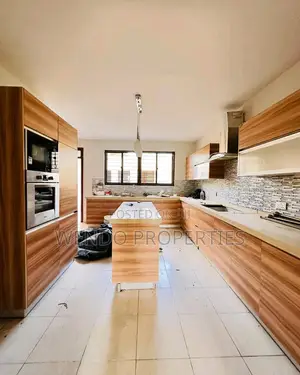 5bdrm Townhouse / Terrace in Muthangari for rent