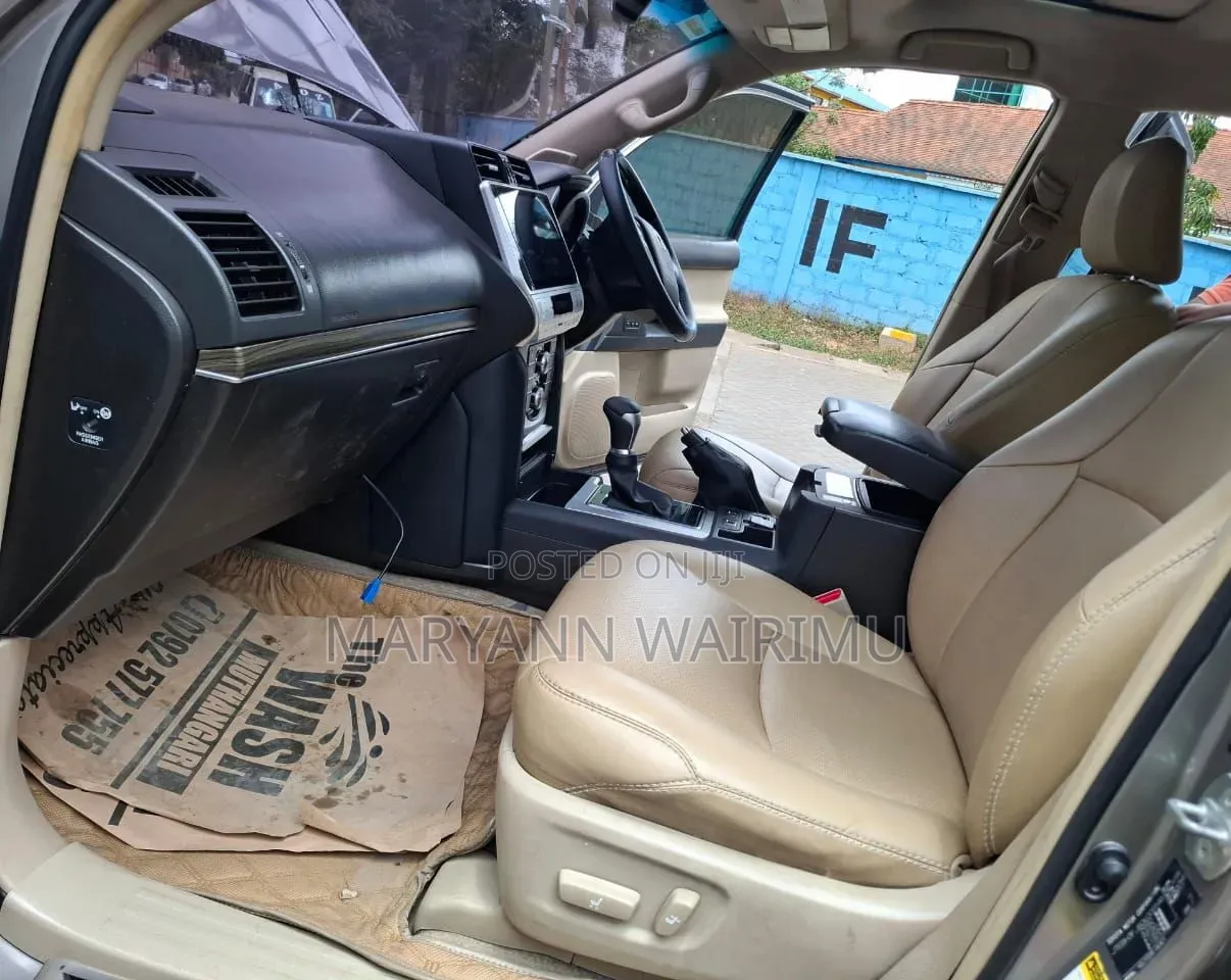 Toyota Land Cruiser Prado 3.0 TD 2011 Gray