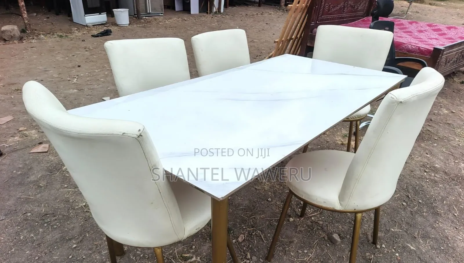 Mable Dinning Table Set at