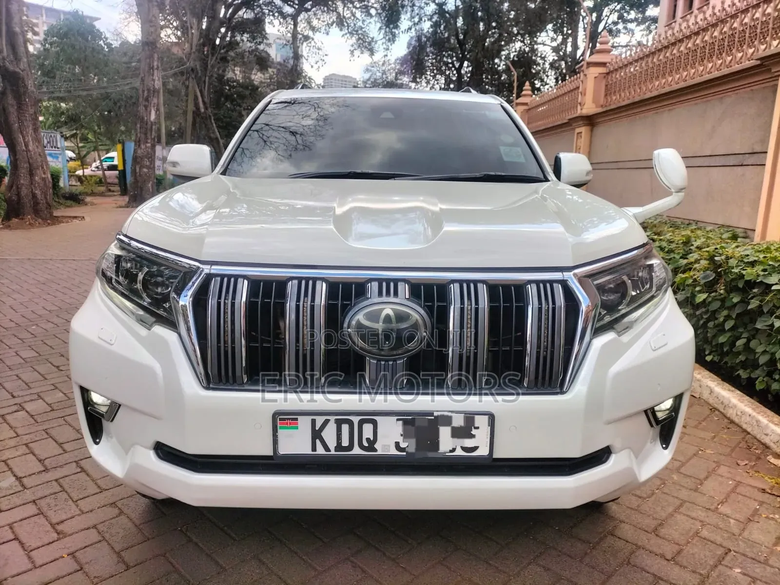 Toyota Land Cruiser Prado 2.8 2018 White