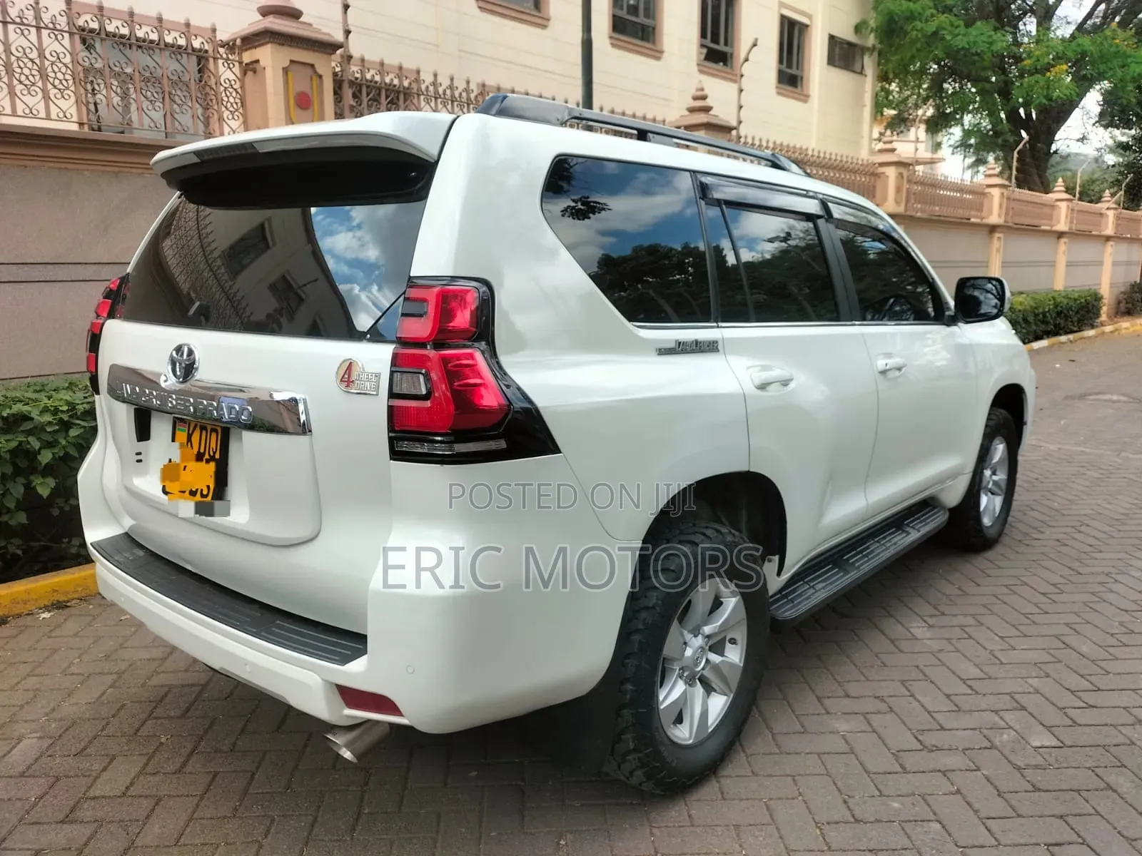 Toyota Land Cruiser Prado 2.8 2018 White