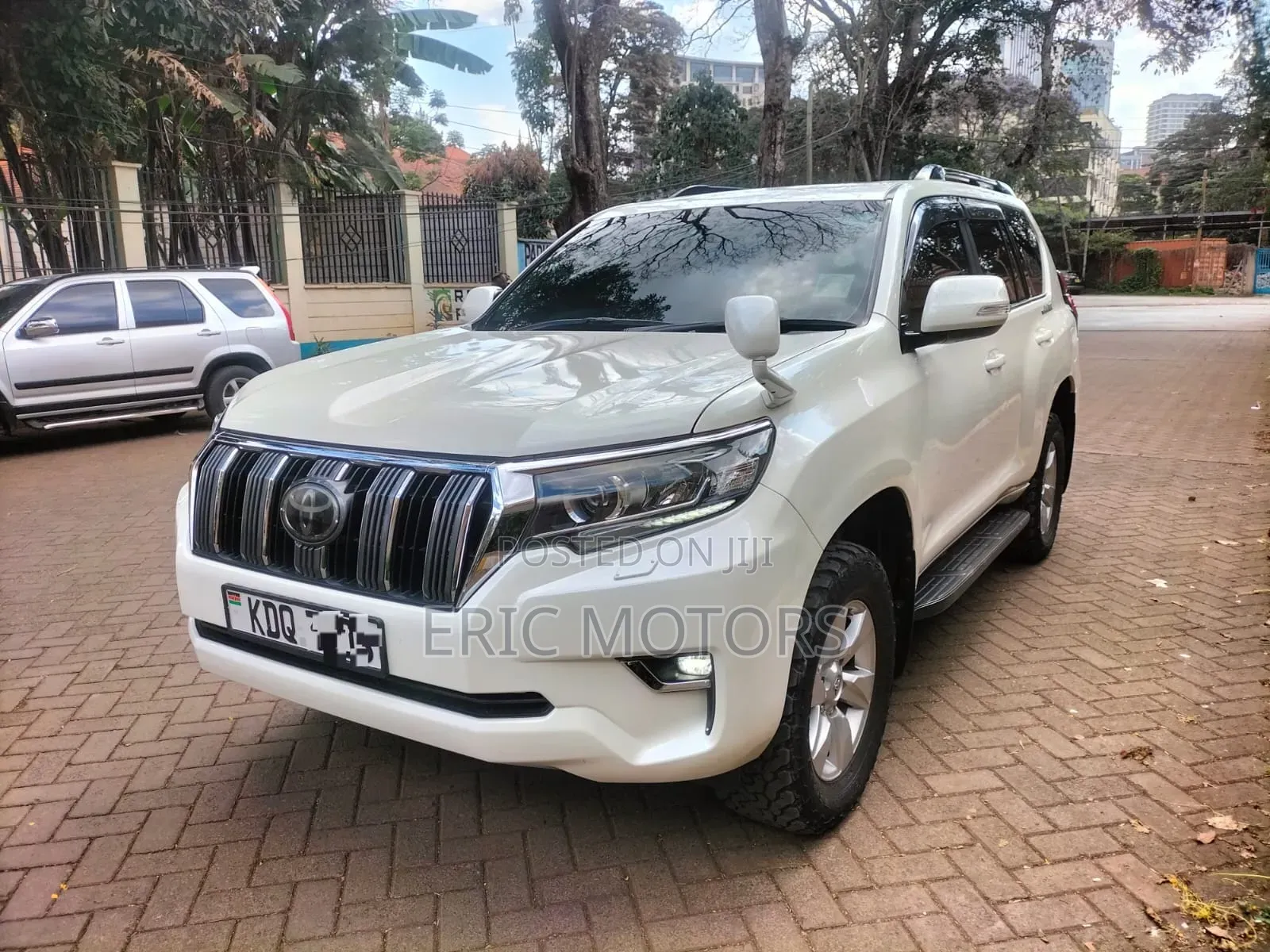 Toyota Land Cruiser Prado 2.8 2018 White