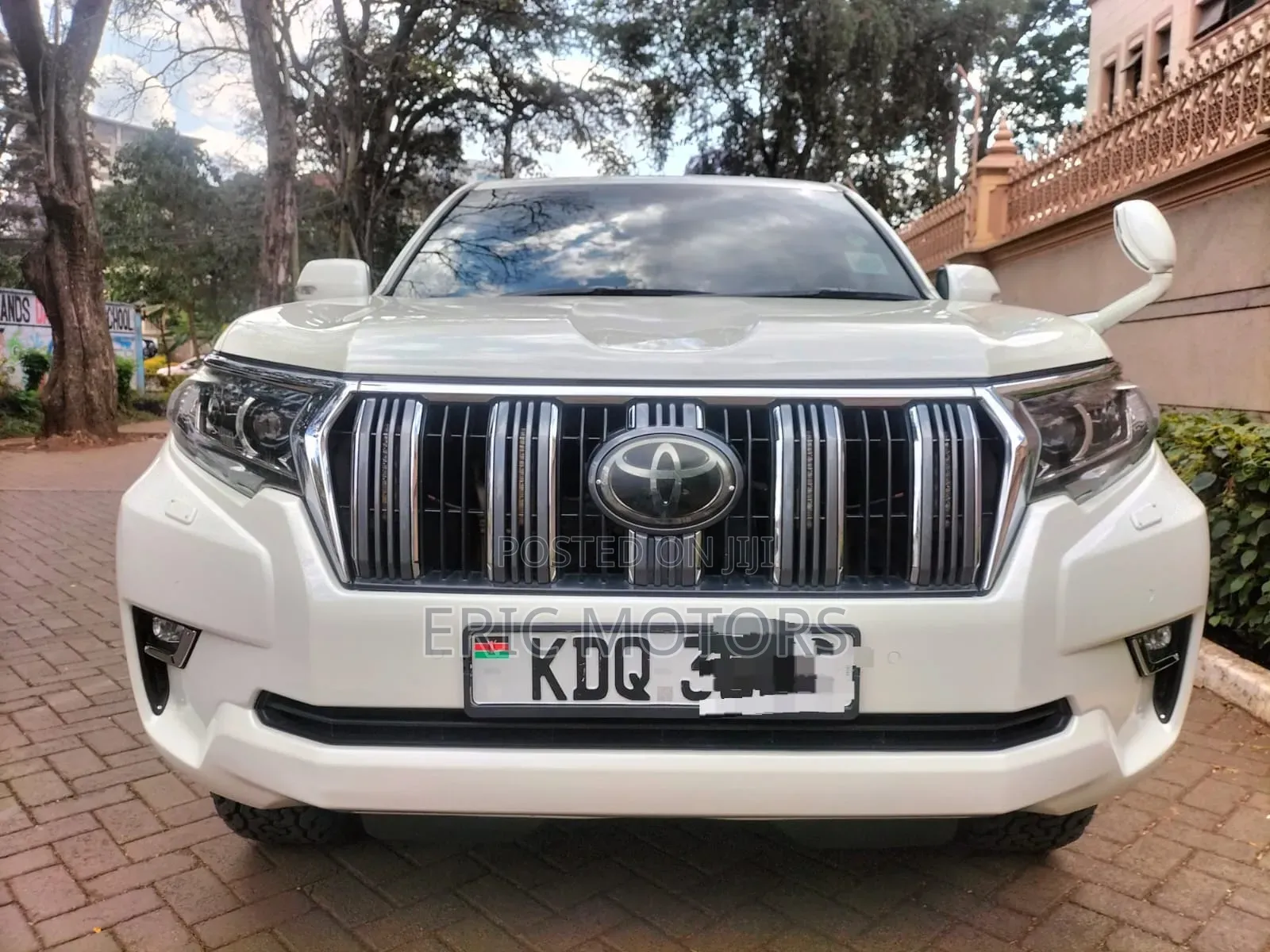Toyota Land Cruiser Prado 2.8 2018 White