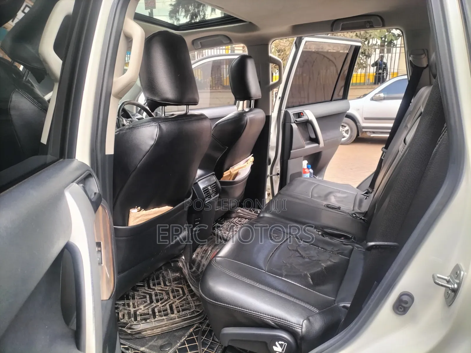 Toyota Land Cruiser Prado 2.8 2018 White