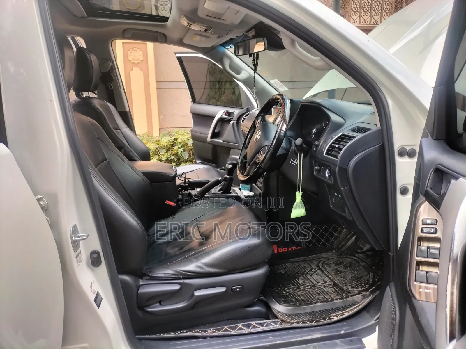 Toyota Land Cruiser Prado 2.8 2018 White