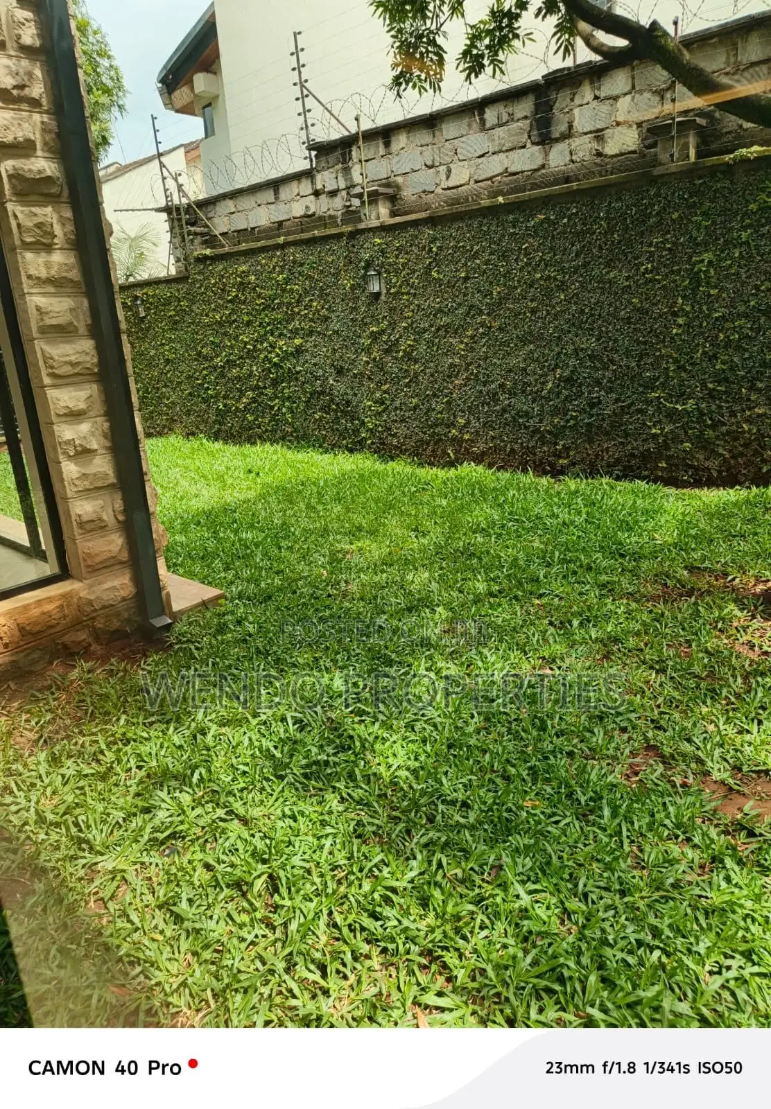 8bdrm Villa in Valley Arcade for rent