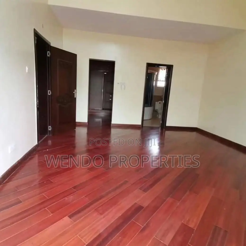 5bdrm House in Riverside Drive for rent