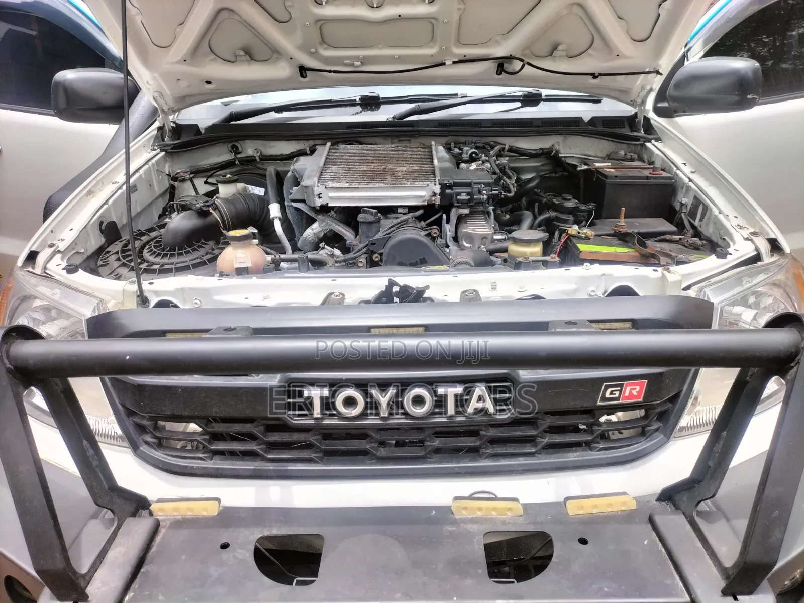 Toyota Hilux 2010 White