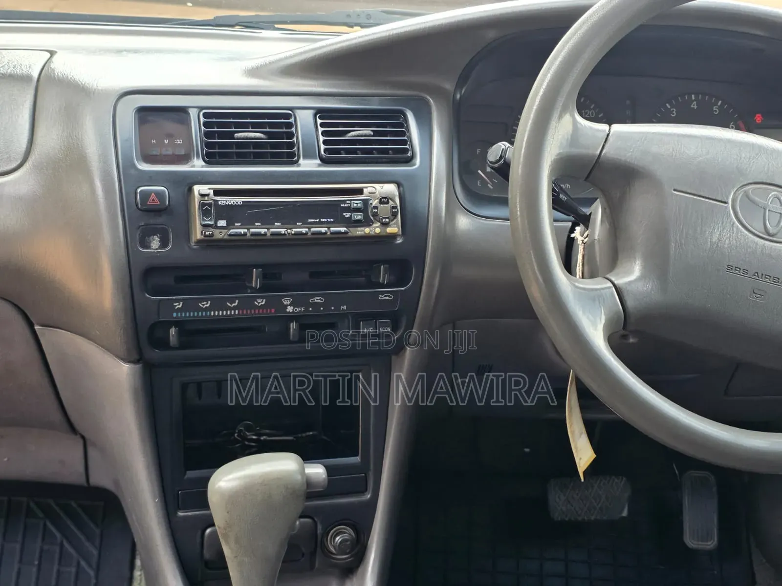 Toyota Corolla 2000 Silver