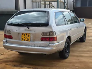Toyota Corolla 2000 Silver