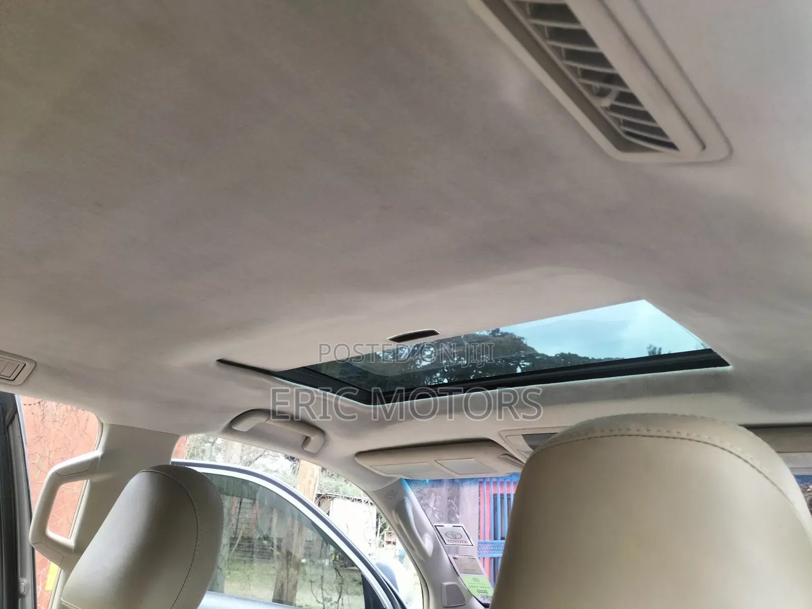 Toyota Land Cruiser Prado KAKADU 2013 Gray