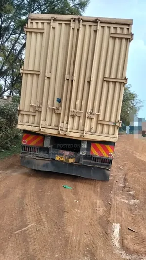 BHACHU Trailer Safi Boxcbody for Sell ZF Buy and Work