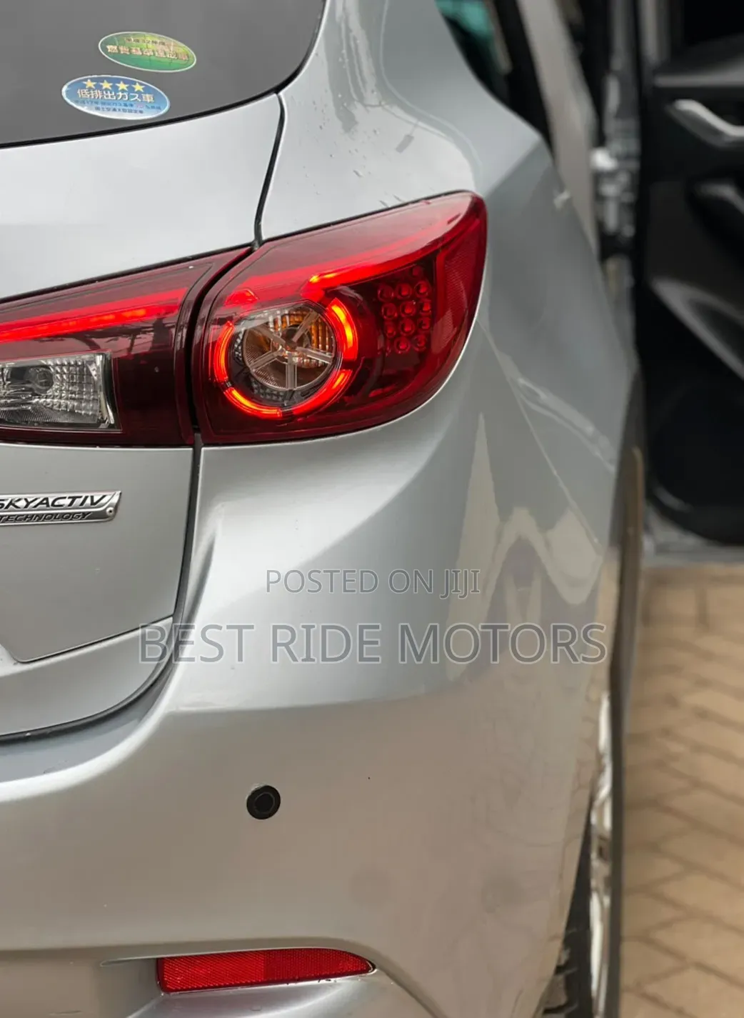 Mazda Axela 2018 Silver