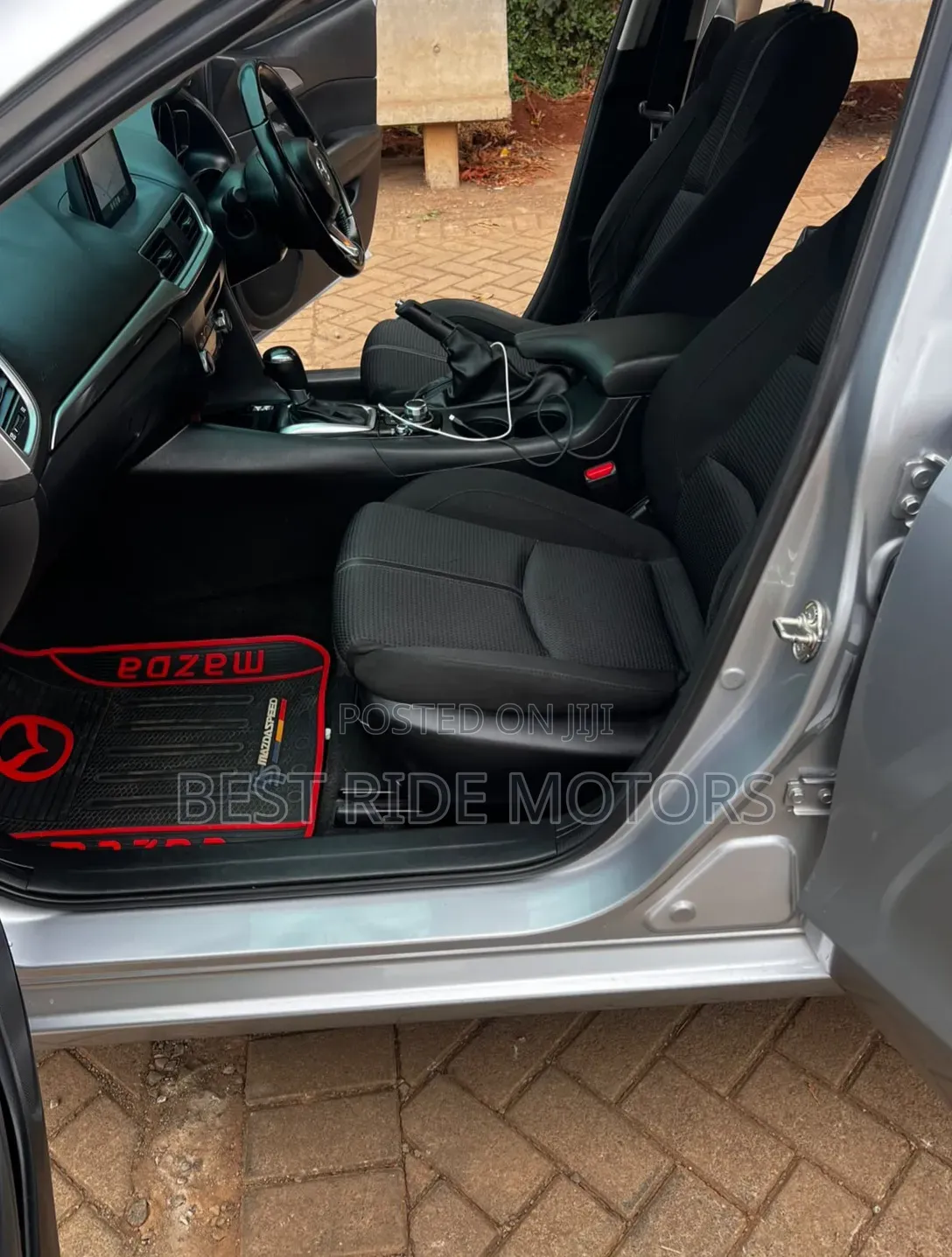 Mazda Axela 2018 Silver